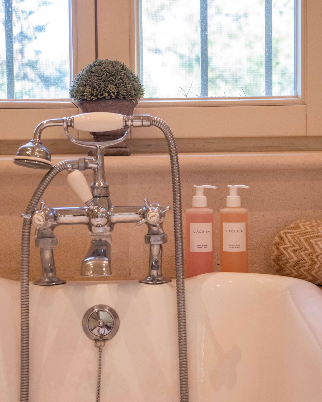 Riviera Bouquet Shower Cream